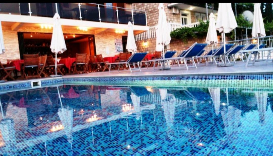 Apartments Dragisic Sveti Stefan Dış mekan fotoğraf